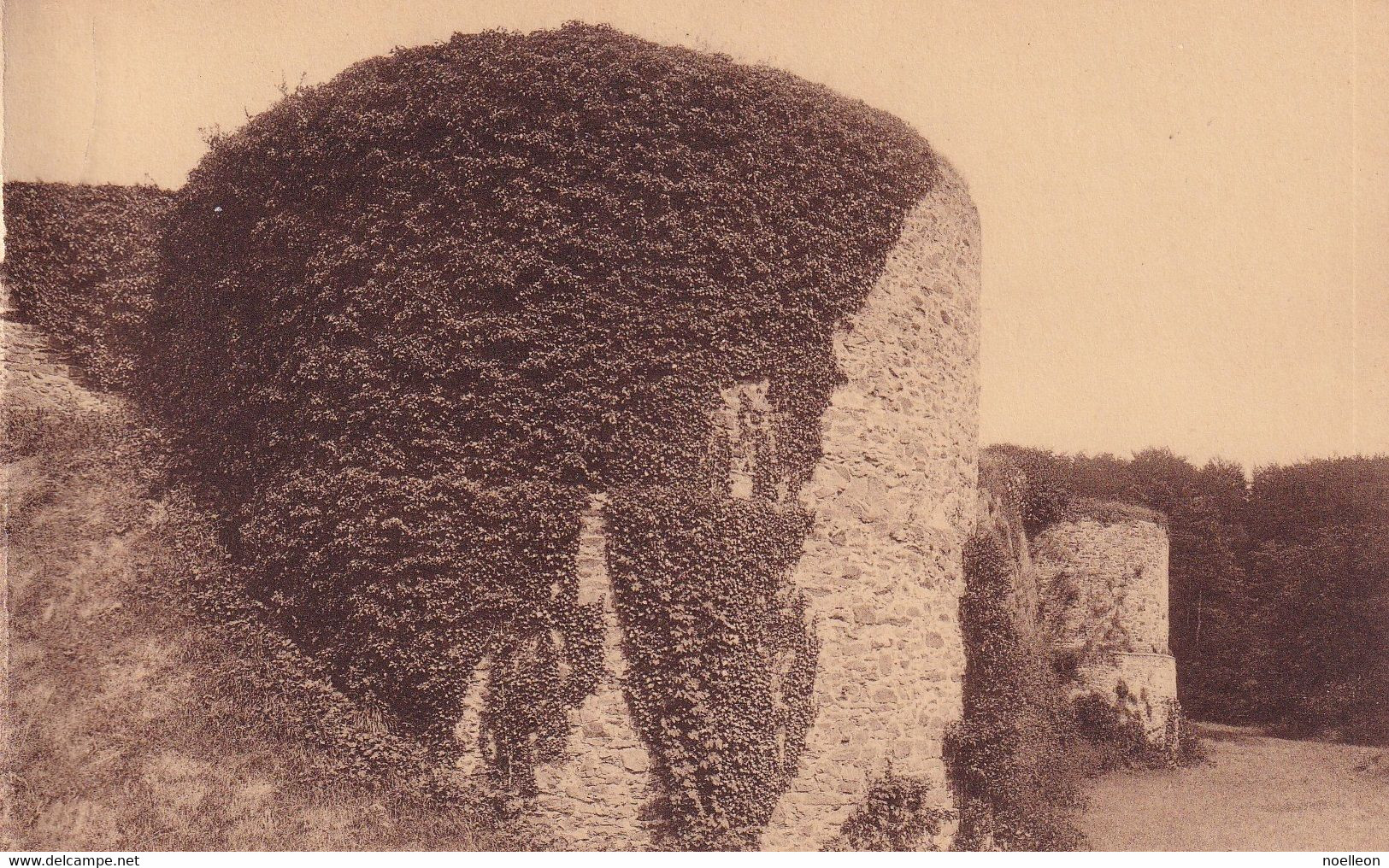 Gaesbeek - Tours Démantelées Du Chateau Féodal - Lennik