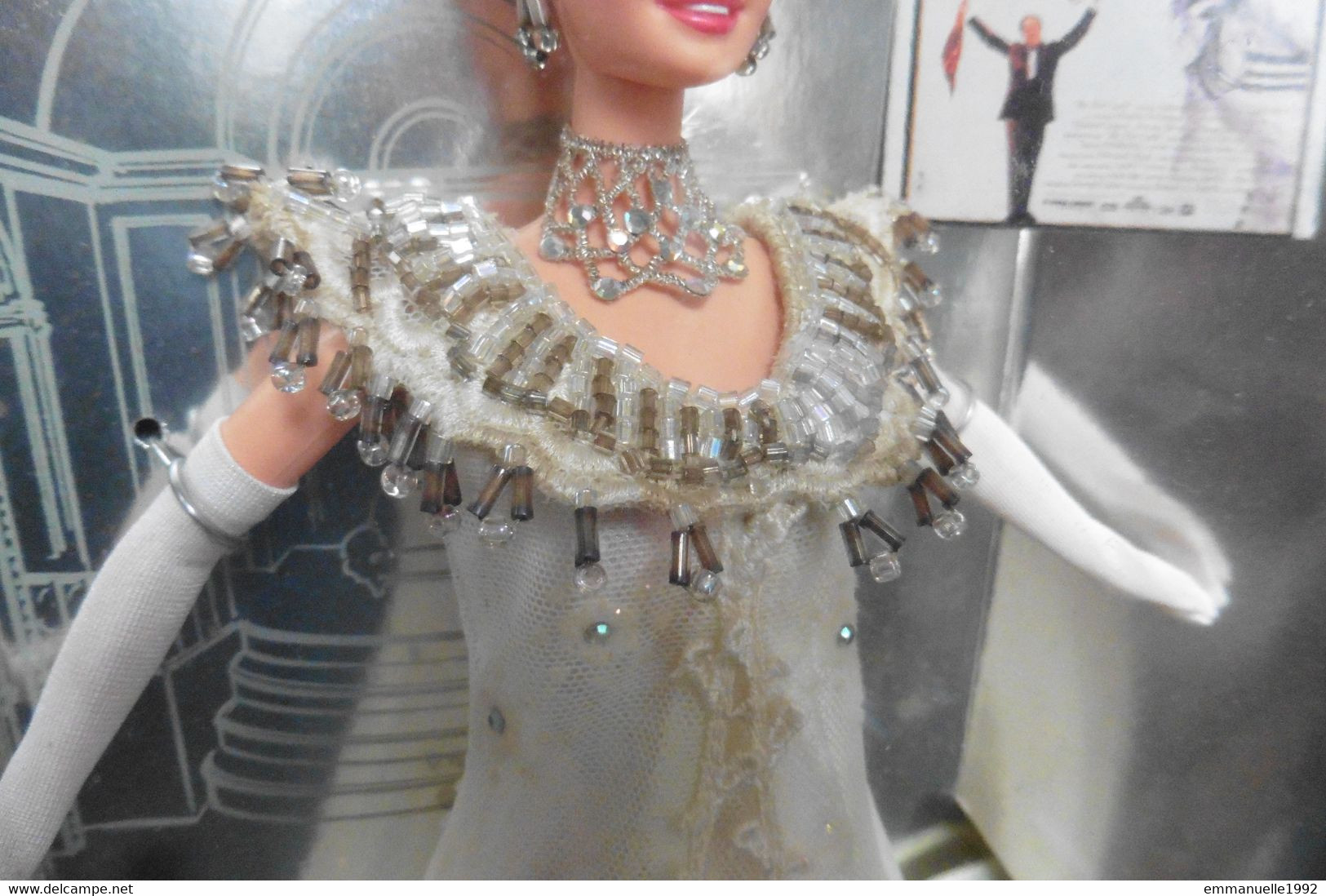 Barbie Audrey Hepburn as Eliza Doolittle in My Fair Lady 1995 robe de bal ball gown