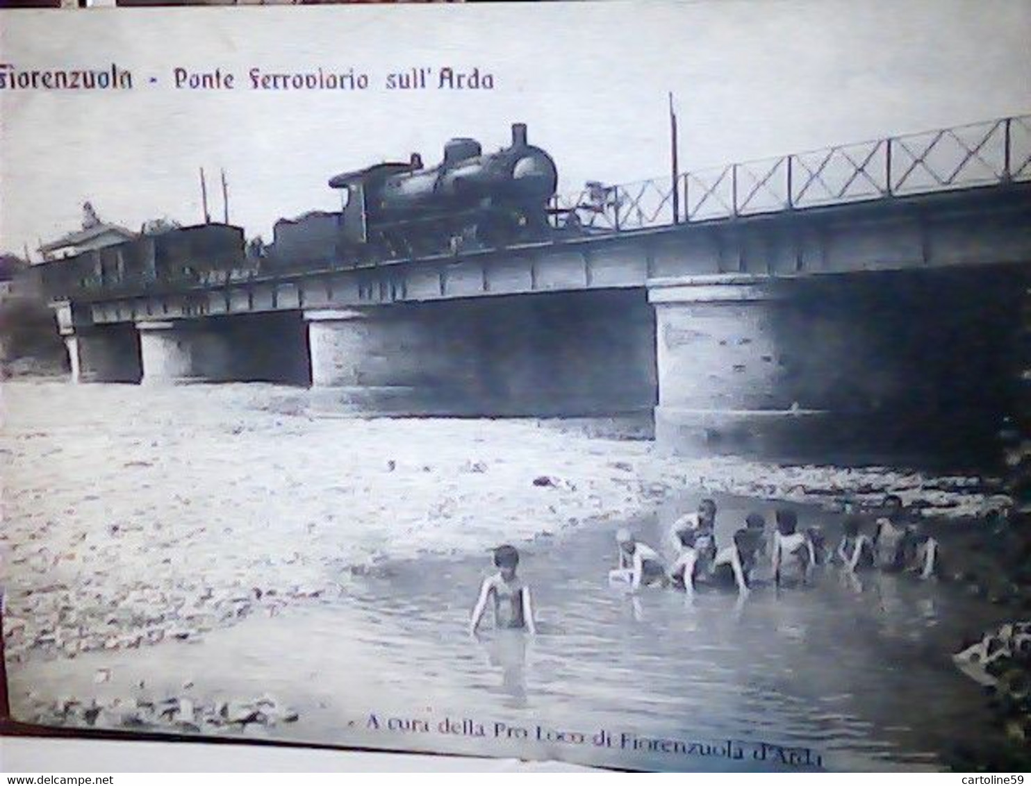 FIORENZUOLA D'ARDA - PONTE SUL TORRENTE ARDA E LOCOMOTIVA TRENO X MERCATINO   N1997   JA5420 - Piacenza