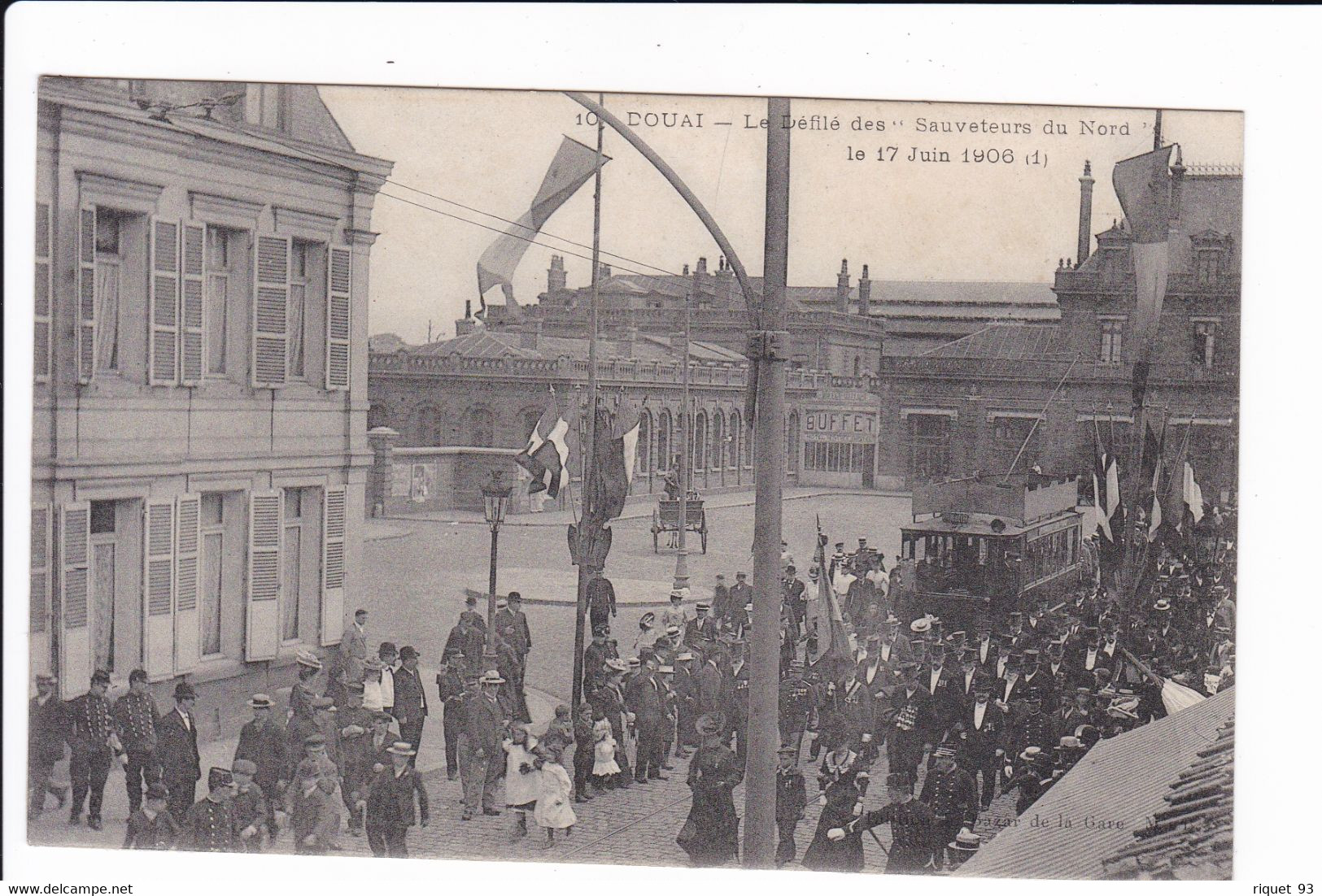 10 - DOUAI - Le Défilé Des Sauveteurs Du Nord Le 17 Juin 1906 (1) - Douai