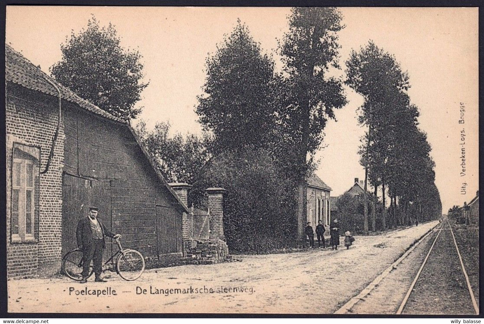 +++ CPA - POELKAPELLE - POELCAPELLE - De Langemarksche Steeweg - Vélo  // - Langemark-Poelkapelle