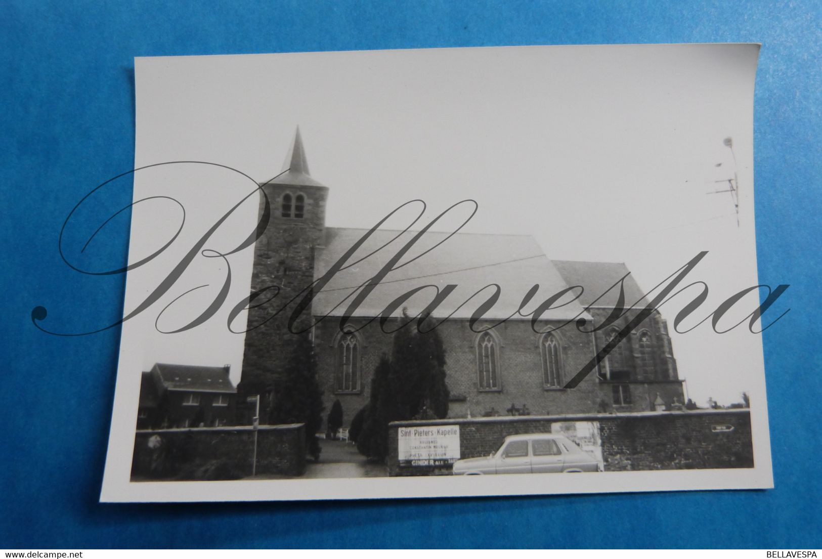 Sint Pieters Kapelle Kerk   Foto-Photo Prive Opname 27/09/1975 - Herne