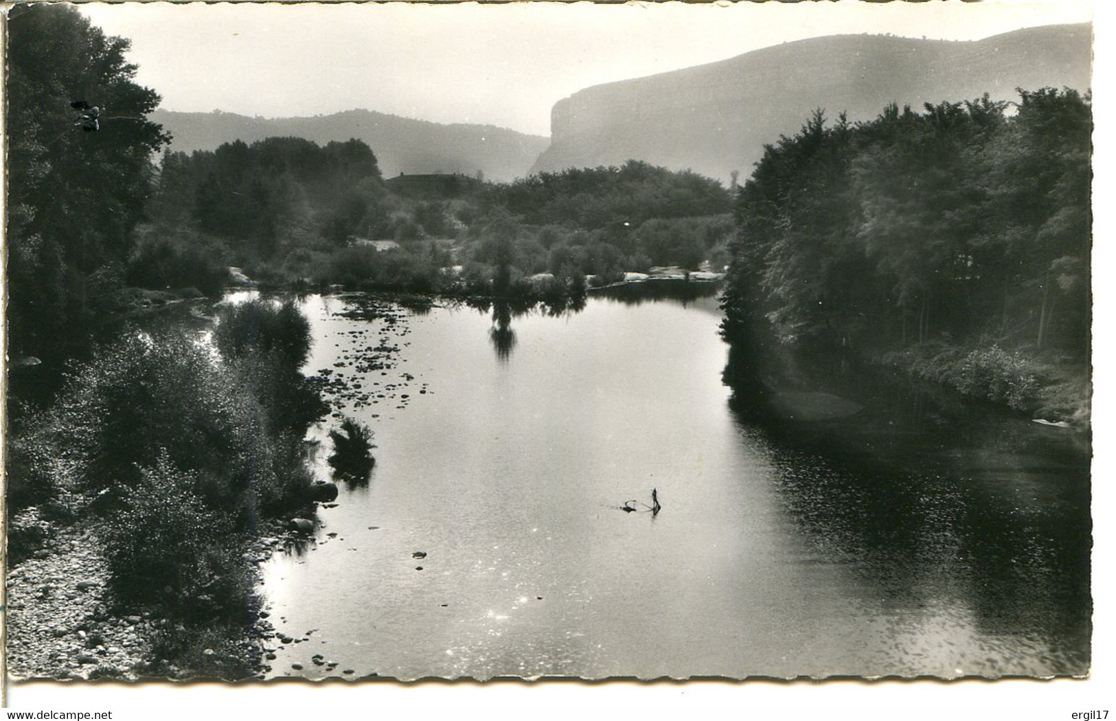 07260 JOYEUSE - Les Bords De La Beaume - Qualité Photo Véritable - Joli Cachet Tireté De Rosières - Joyeuse