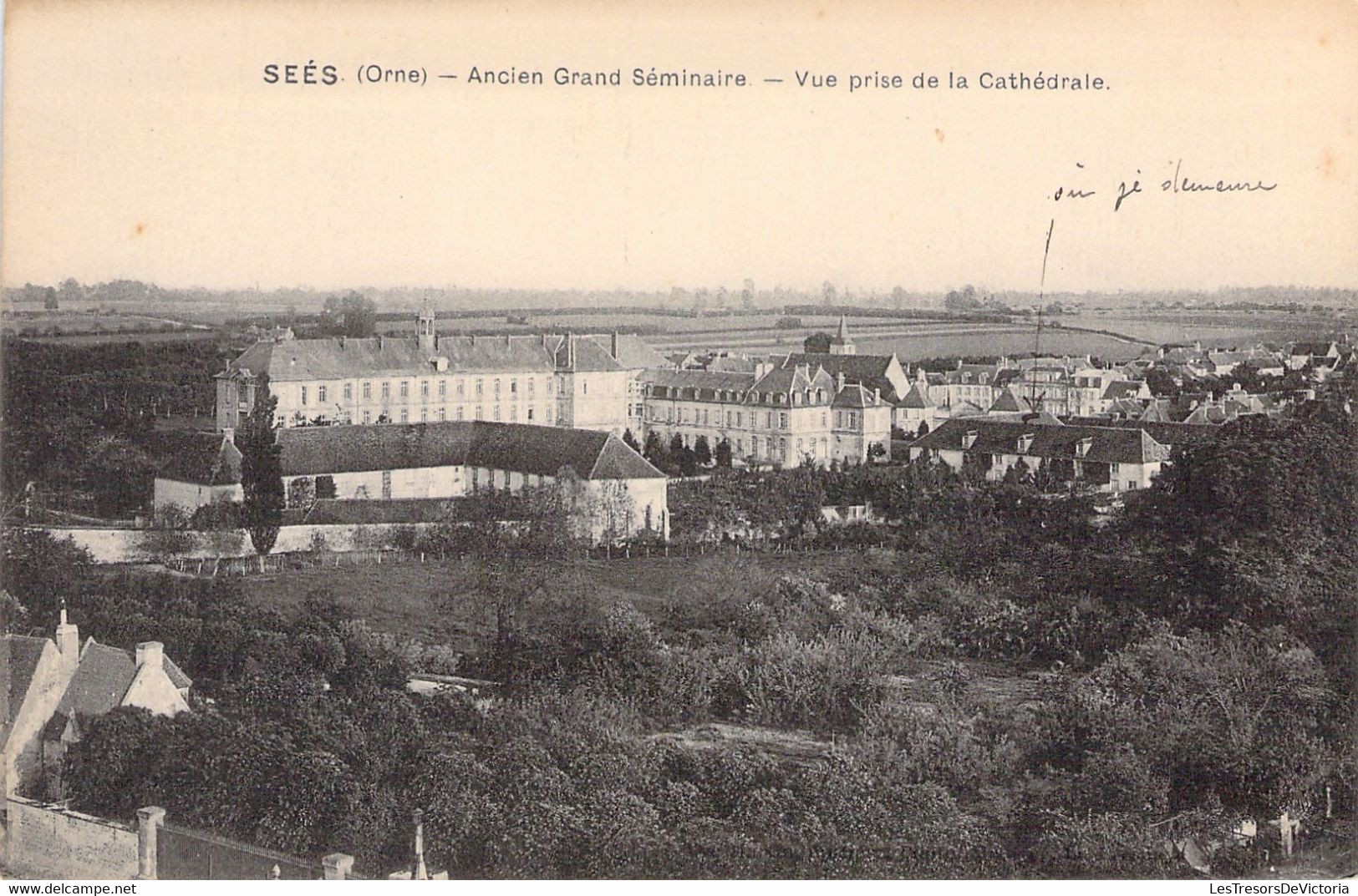 CPA - FRANCE - 61 - SEES - Ancien Grand Séminaire - Vue Prise De La Cathédrale - Sees