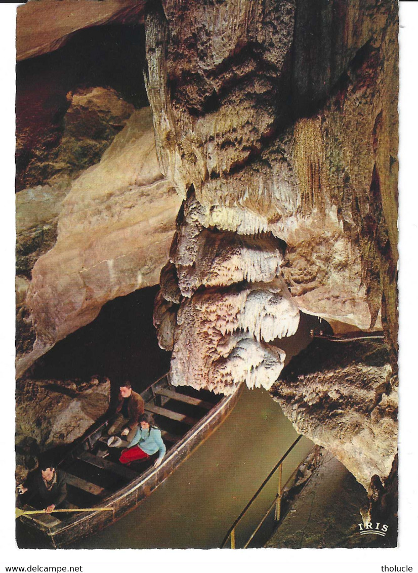 Grotte De Remouchamps (Aywaille)+/-1970-Les Draperies-Barque Sur La Rivière à L'intérieur Des Grottes-animée - Aywaille