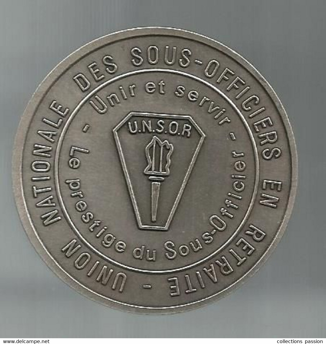 Médaille,militaria , UNION NATIONALE DES SOUS-OFFICIERS EN RETRAITE, 85 Gr., Dia 50 Mm, Frais Fr 3.35 E - France