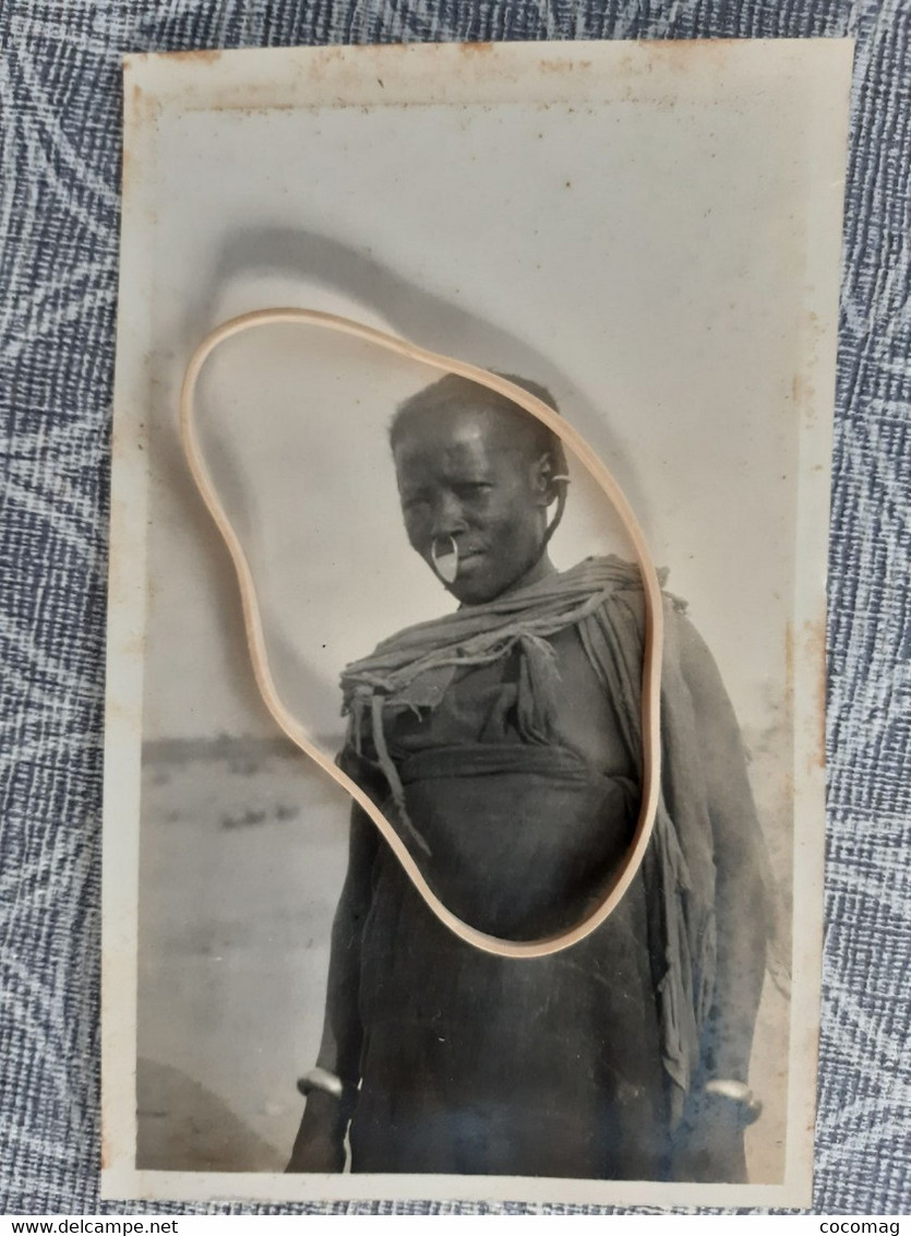 BENIN DAHOMEY PHOTO  FEMME BELLE INDIGENE COSTUME BIJOUX  PHOTO DEBUT 1900 - Benin