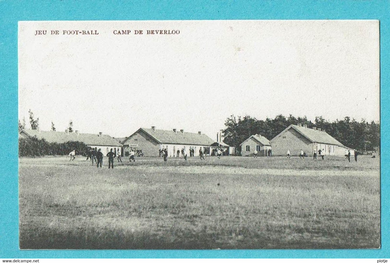 * Leopoldsburg (Limburg) * (Edit A. Aerts) Camp De Beverloo, Jeu De Foot Ball, Soccer Game, Armée, Army, Soldat, TOP - Leopoldsburg (Kamp Van Beverloo)