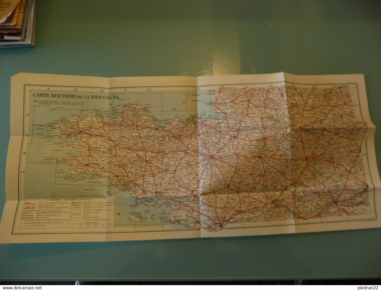 ANCIENNE CARTE ROUTIERE DE LA BRETAGNE INCLUS LES LIGNES DE CHEMINS DE FER TRAIN HACHETTE 1910 - Cartes Routières