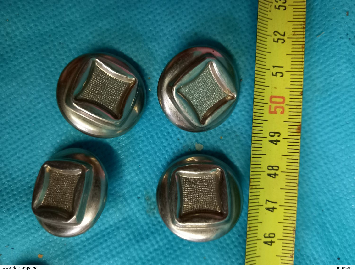 Lot De 4 Boutons Métal - Knöpfe