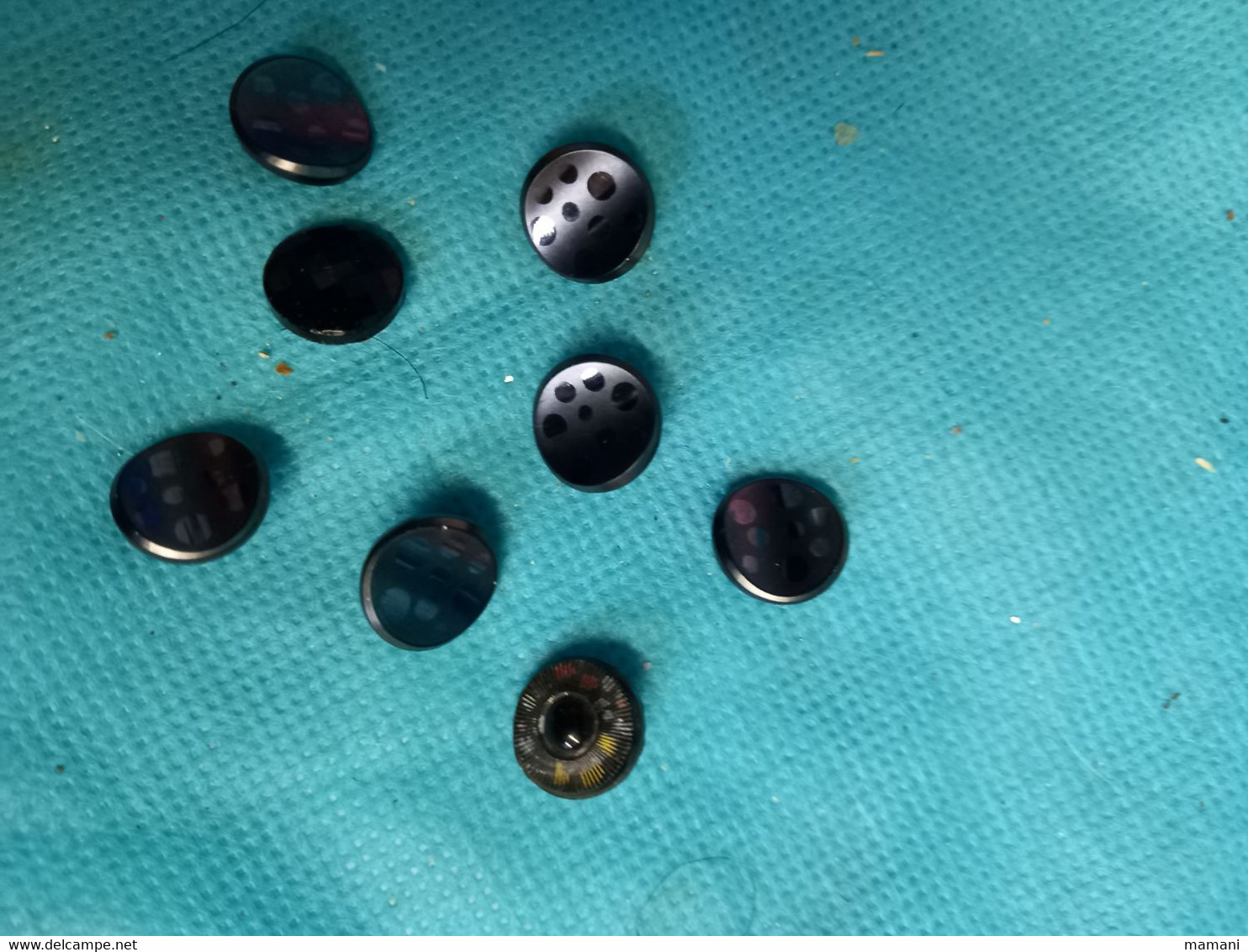 8 Boutons Noir  En Noir Verre - Buttons