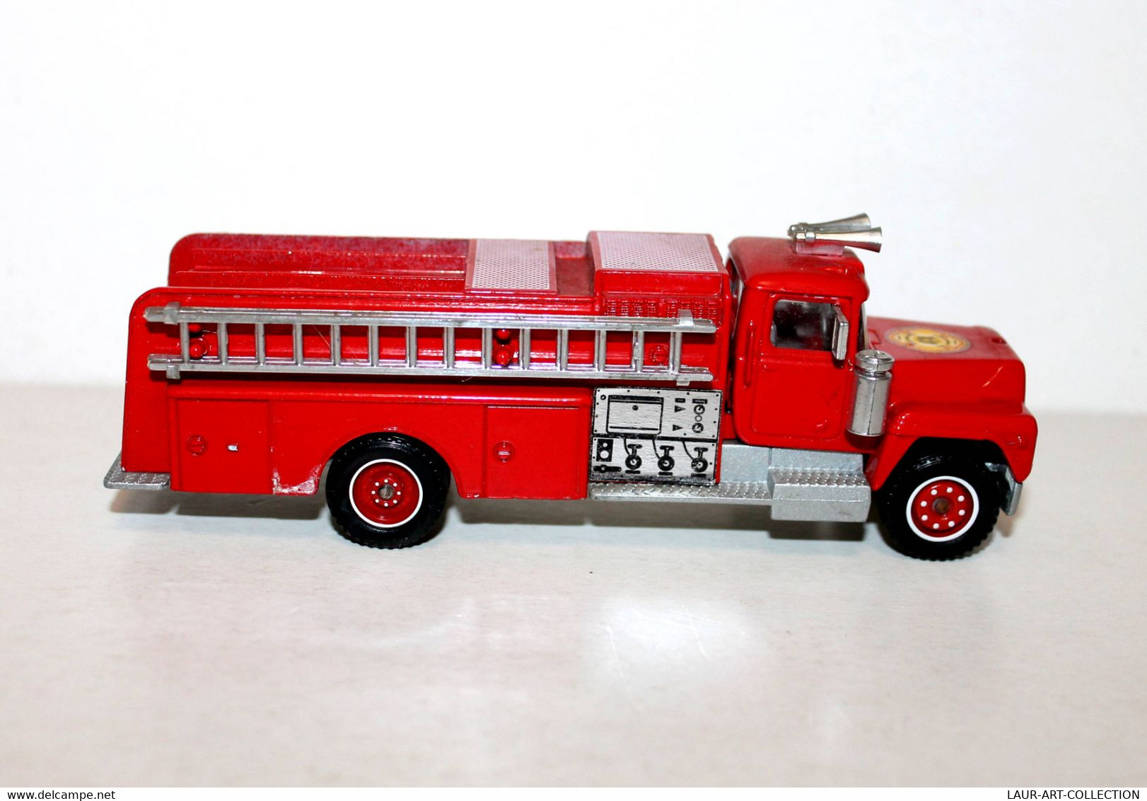 SOLIDO - MACK 04_86 3106 - CAMION SAPEUR POMPIER - ECH:1/60 - VOITURE AUTOMOBILE MINIATURE ANCIENNE (2811.2) - LKW, Busse, Baufahrzeuge