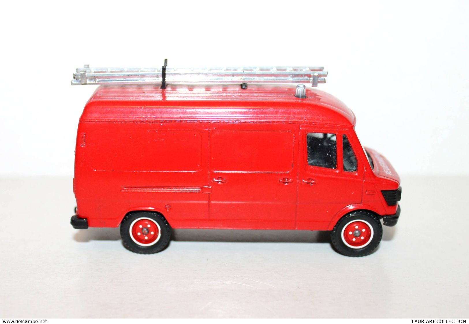 SOLIDO - MERCEDES 407D N°2131 09.90, CAMION POMPIER 1/50 - FEUERWEHR - VOITURE AUTOMOBILE MINIATURE ANCIENNE (2811.7) - Trucks, Buses & Construction