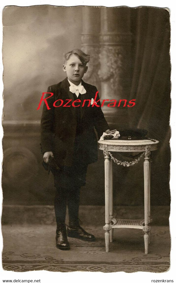 Boy Garcon Enfant Child Oude Foto Plechtige Communie Communiefoto Old Photo Ancienne Cabinet Studio Holy Communion CPA - Non Classificati