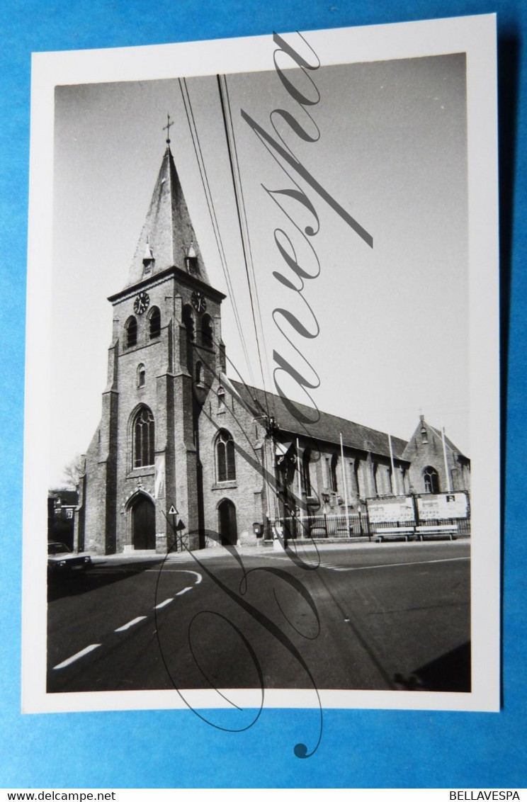 Beernem  St Amandus  Kerk   Foto-Photo Privaat Opname 23/04/1987 - Beernem