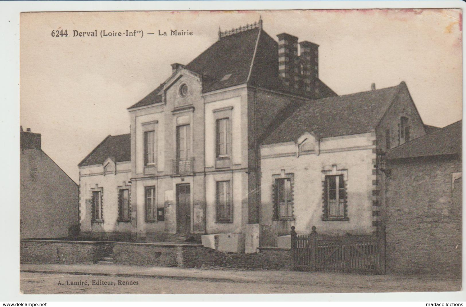 Derval (44 - Loire Atlantique) La Mairie - Derval