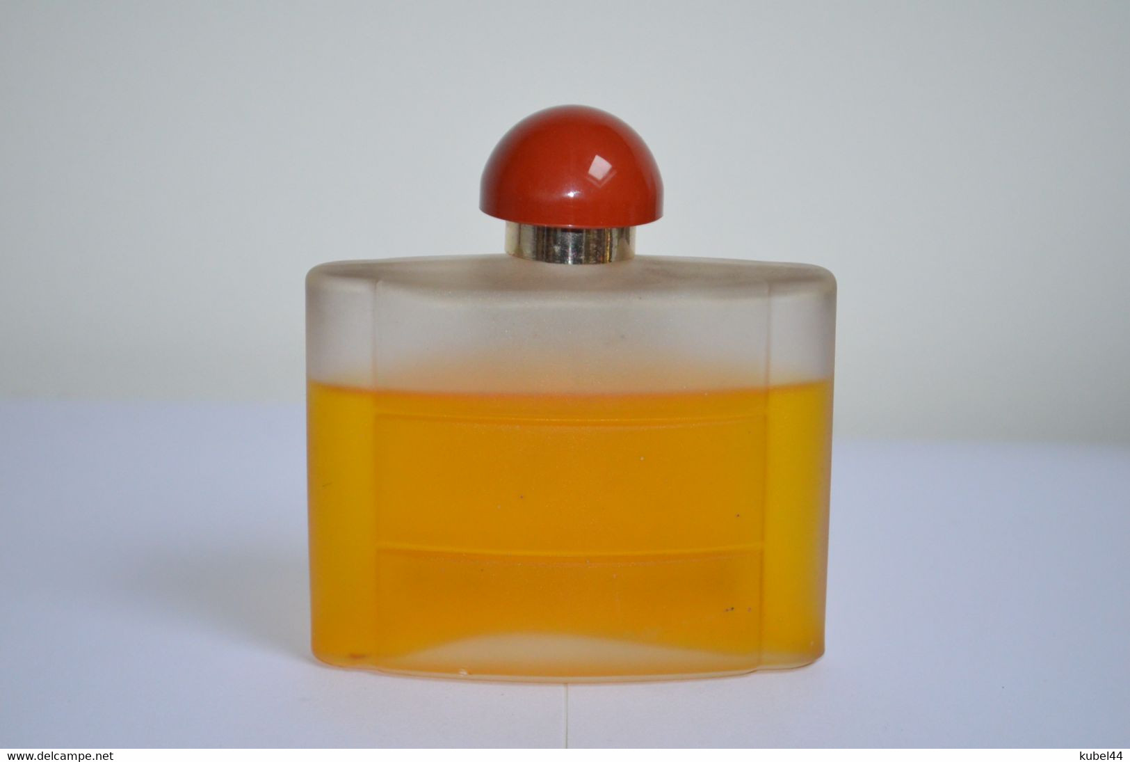 Parfum "Opium" D'Yves Saint-Laurent - Factice - - Fakes