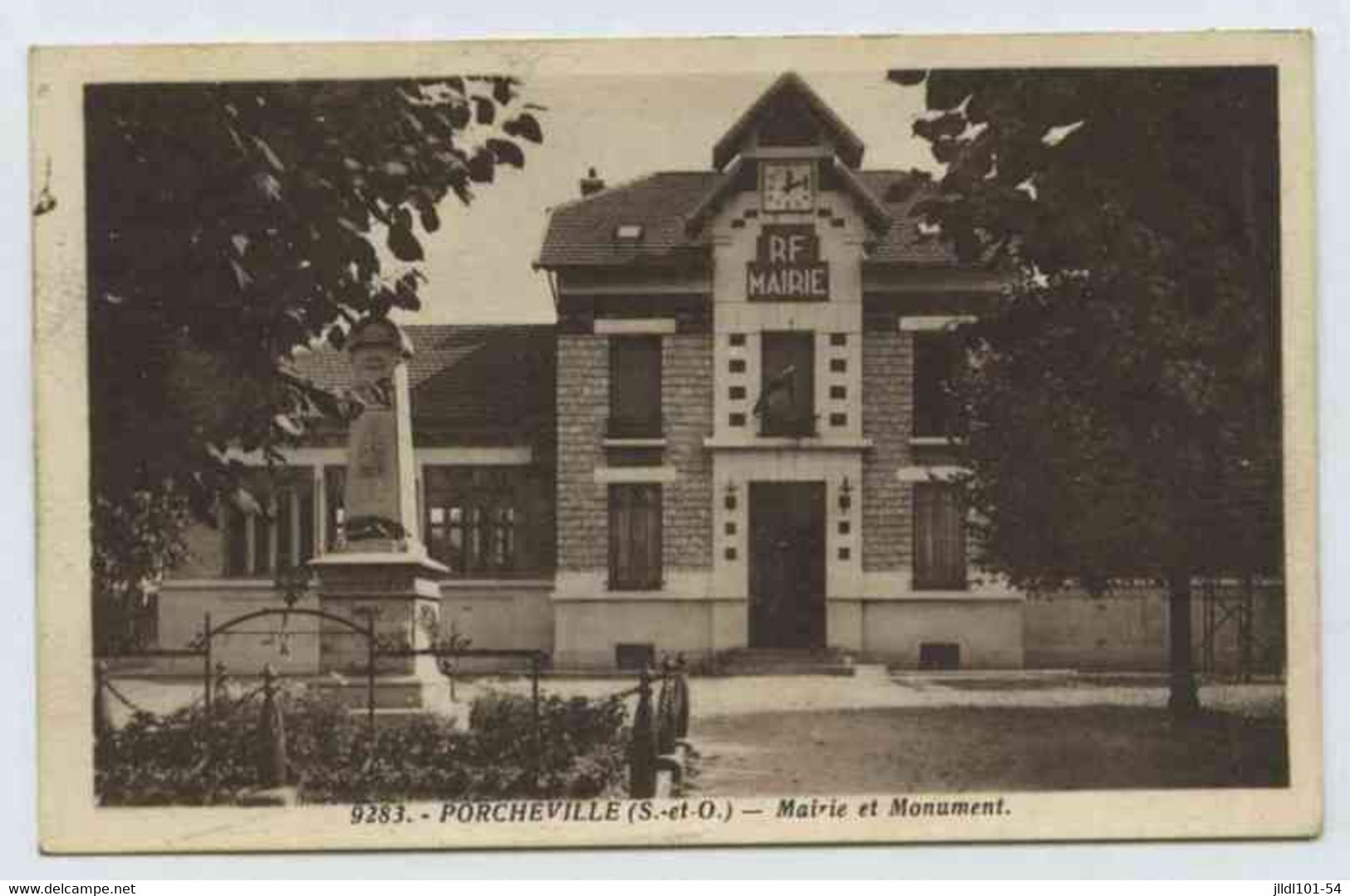 Porcheville, Mairie Et Monument - Porcheville