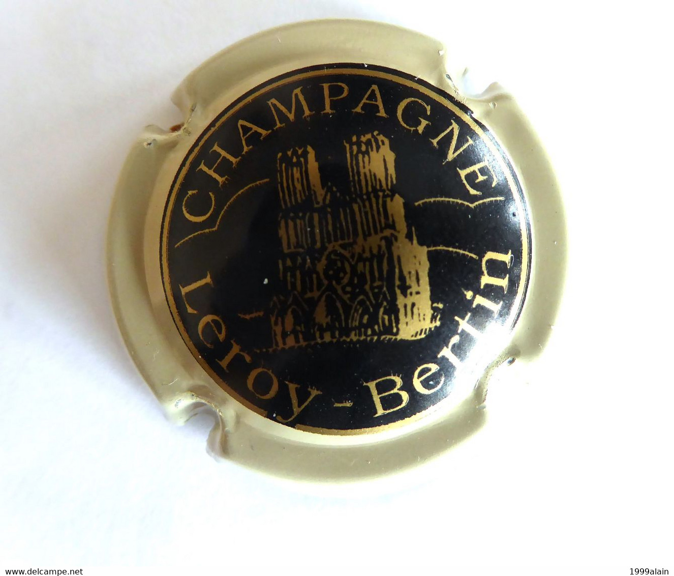 CAPSULE CHAMPAGNE LEROY BERTIN N° 4 - Ruinart Ruinart Reims