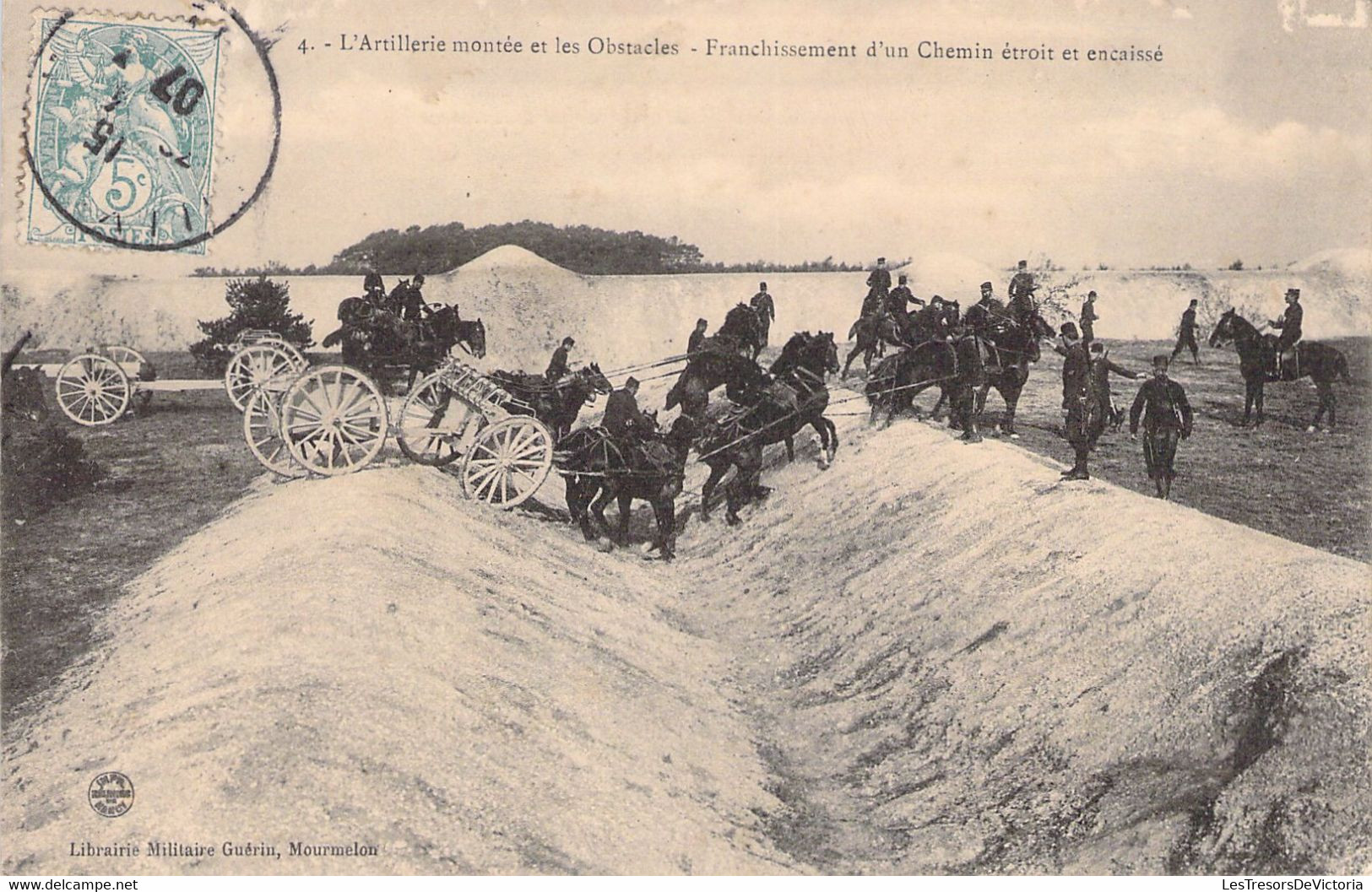 CPA - FRANCE - MILITARIAT - Artillerie Montée Et Les Obstacles - Franchissement D'un Chemin étroit Et Encaissé - Guerre 1914-18