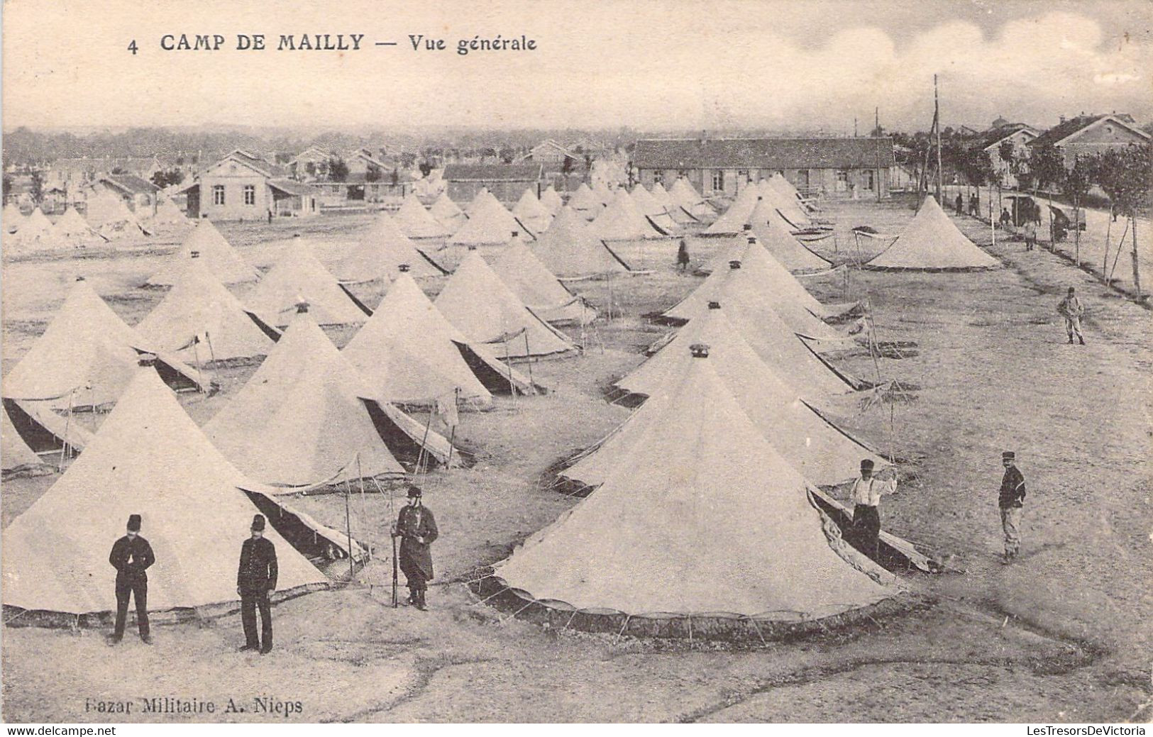 CPA - MILITARIAT - CASERNE - Au Camp De Mailly - Vue Générale - Bazar Militaire A NIEPS - Casernes