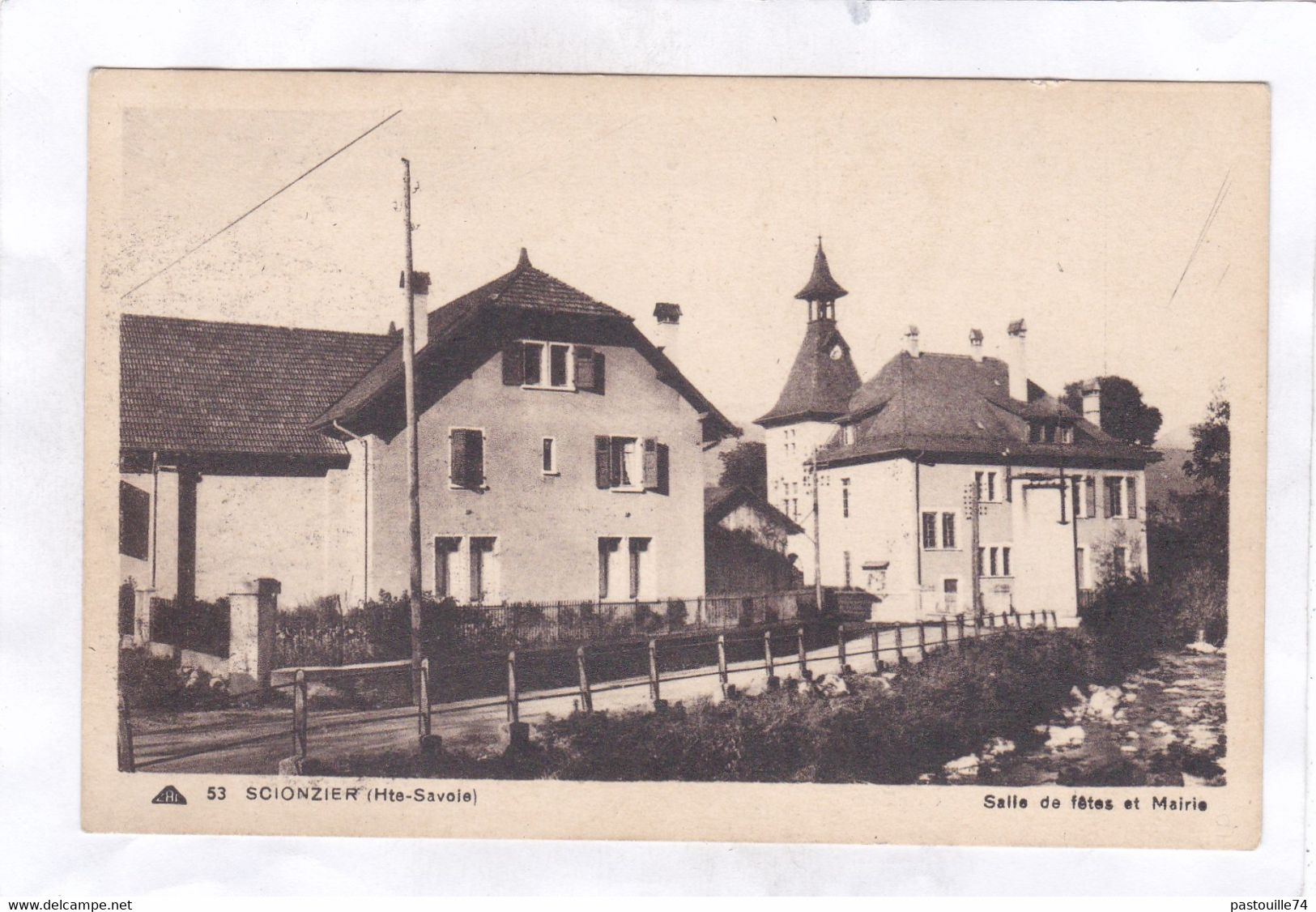 CPA :  14 X 9  -  SCIONZIER  -  Salle  De  Fêtes  Et  Mairie - Scionzier