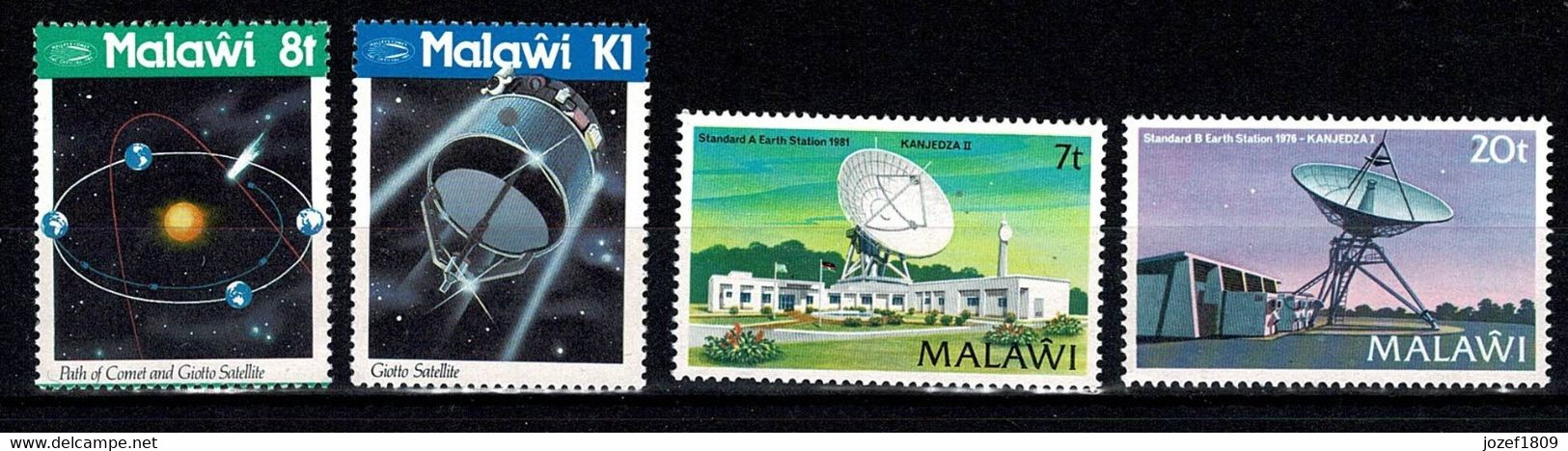 Malawi Space Small Lot Halley's Comet, Giotto, Antennas  (4 Stamps) - Malawi (1964-...)