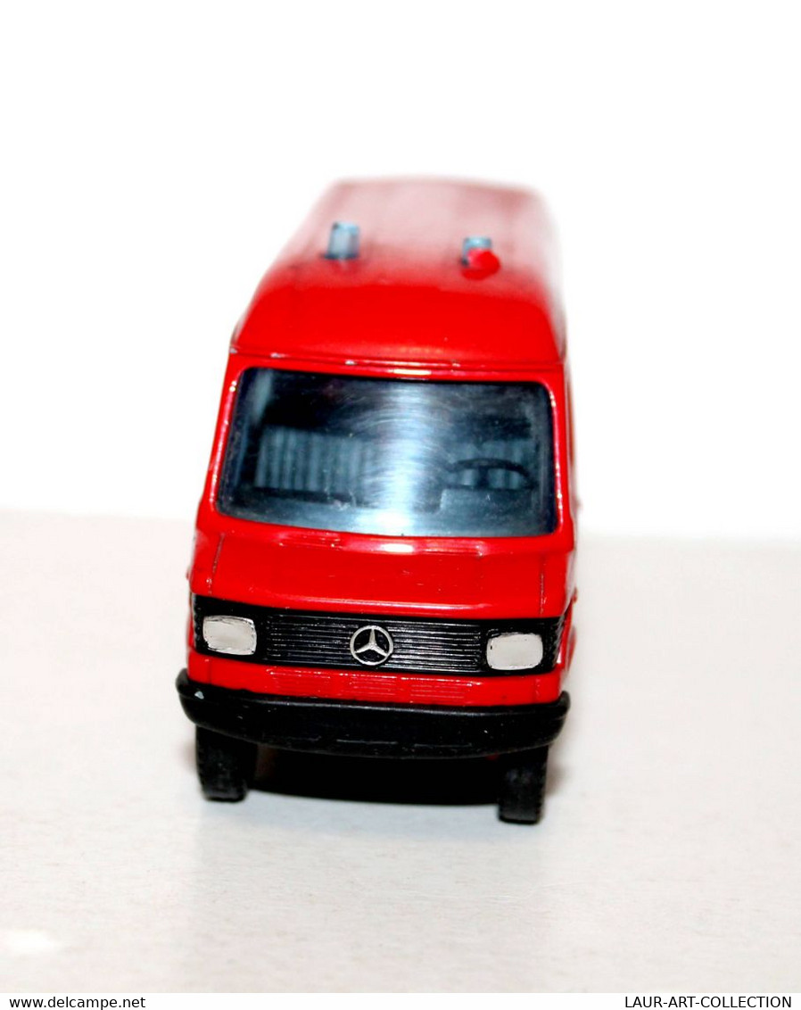 SOLIDO - MERCEDES 407D N°2131 09.90 - CAMION VEHICULE POMPIER - 1/50 - FEUERWEHR, VOITURE AUTOMOBILE MINIATURE (2811.11) - Vrachtwagens, Bus En Werken