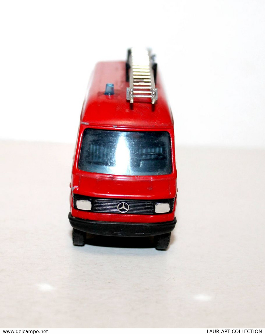 SOLIDO - MERCEDES 407 D N°2131 09.90 - CAMION SAPEURS POMPIERS PLONGEURS - 1/50, VOITURE AUTOMOBILE MINIATURE (2811.12) - Camions, Bus Et Construction