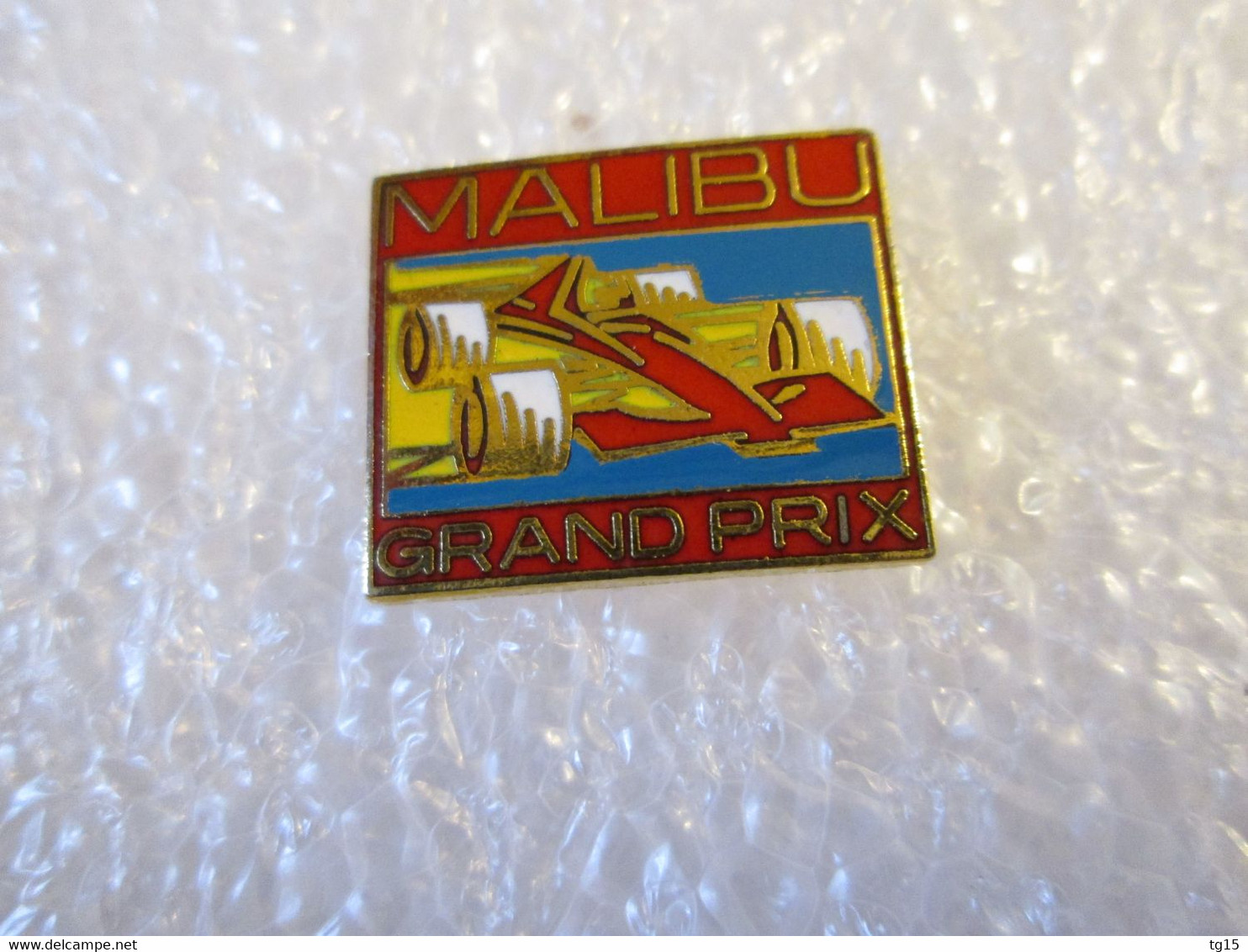 PIN'S     MALIBU  GRAND PRIX  Email Grand Feu - F1