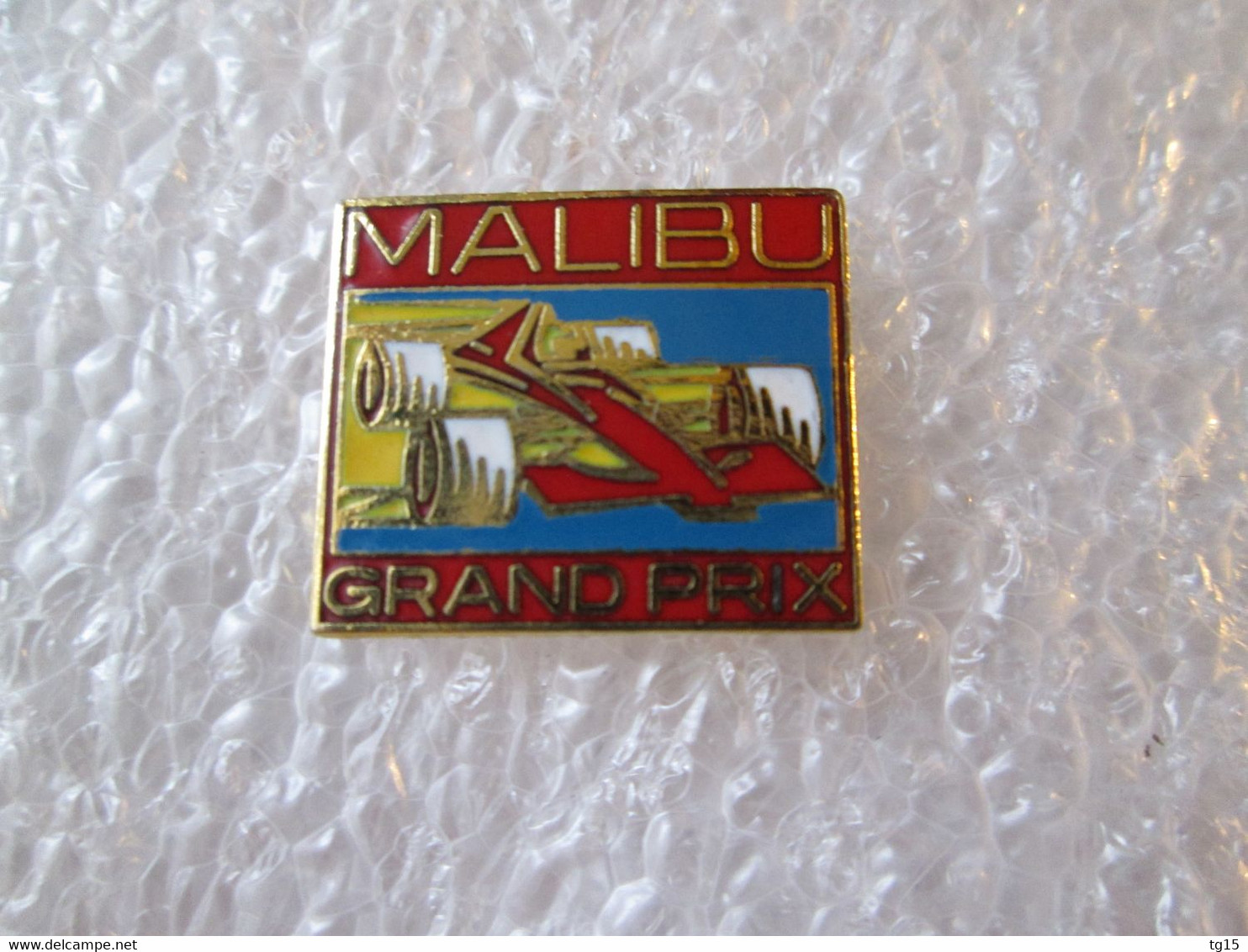 PIN'S     MALIBU  GRAND PRIX  Email Grand Feu - F1