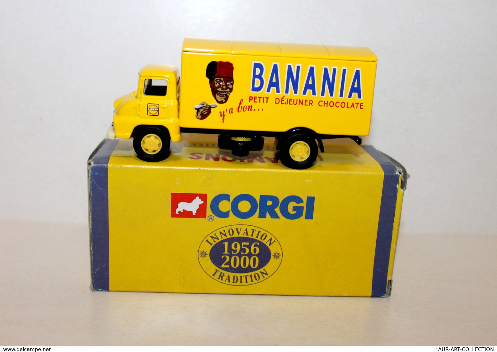 CORGI, CAMION LIVRAISON FORD THAMES TRADER VAN BANANIA ANTAN TRADITION 1956-2000 - AUTOMOBILE MINIATURE (2811.24) - Corgi Toys