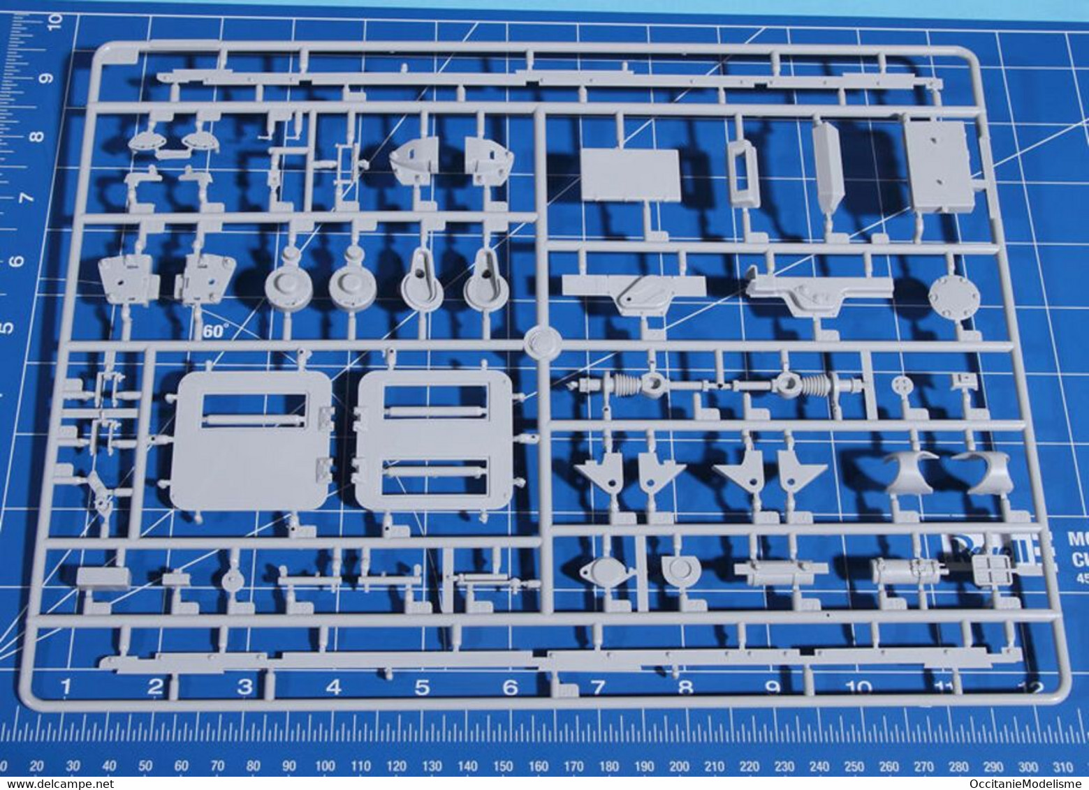 Heller - CHAR STUG III AUSF. G maquette kit plastique réf. 30320 NBO Neuf 1/16