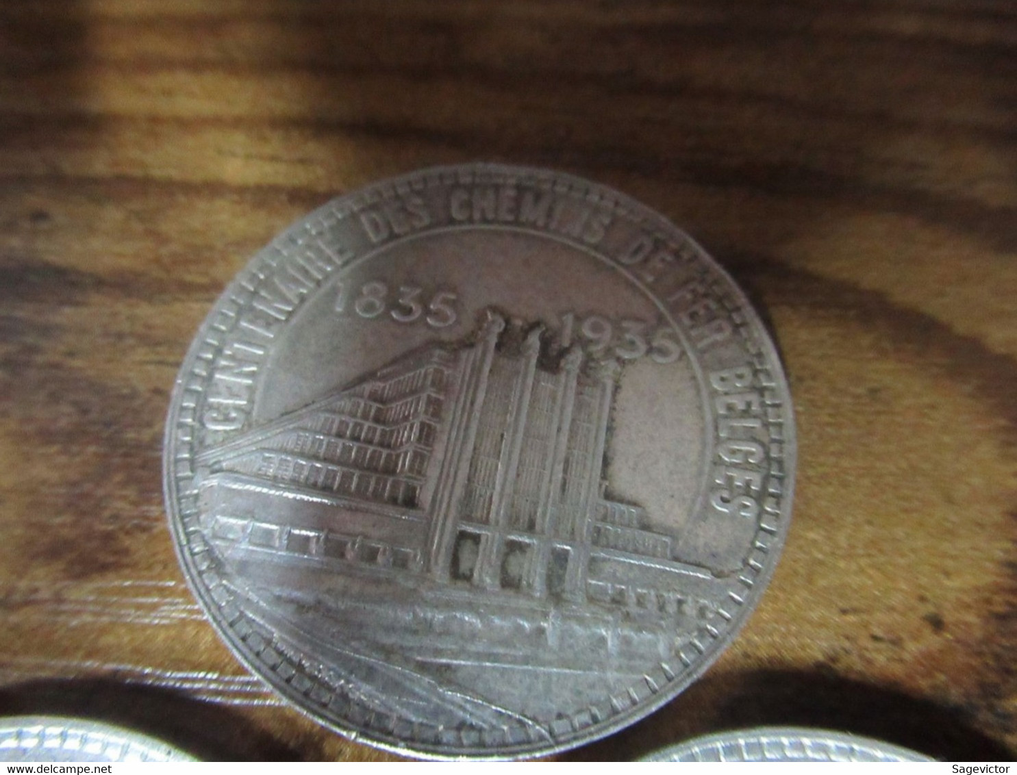 50 Francs Belgique  1935  4 Pièces Avec Trait Fracture Du Coin. - 50 Francs