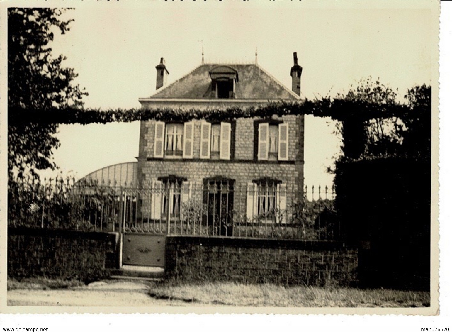 Photo Originale : HALEINE - Orne , Maison De Caractère Avec Sa Serre Situé Rue D'Alençon En 1935 ? . - Barcos