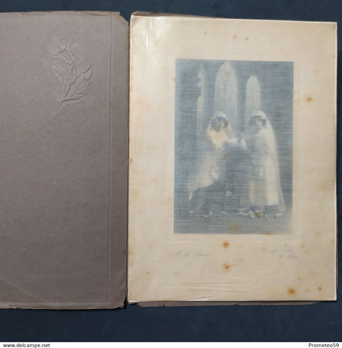 Antigua Foto Hermanas De Comunión – Año 1915 – En álbum - Personnes