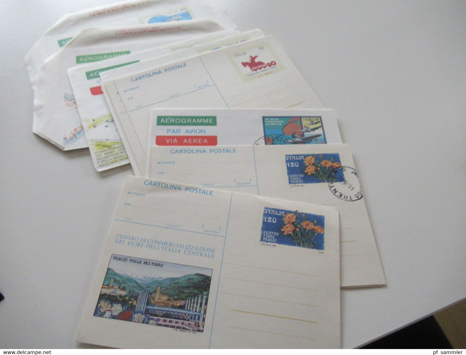 Italien Um 1980 Ganzsachen / Belege Posten Mit PK Und Arerogrammen Posten Mit 22 Belegen - Collections