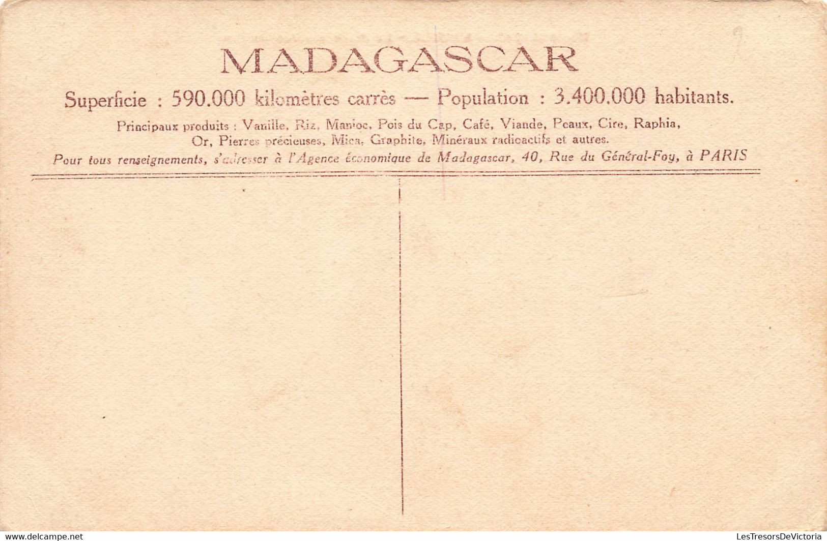 CPA Madagascar - Moroni - La Place Des Assemblées - - Madagascar