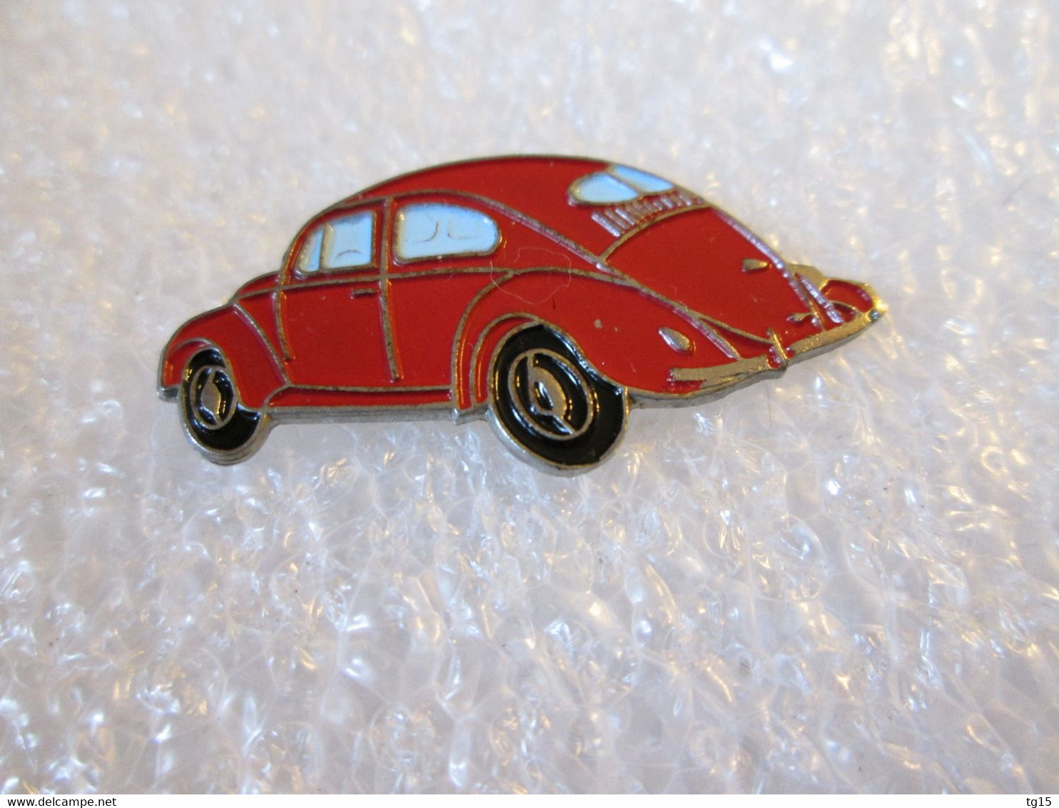 PIN'S    VOLKSWAGEN  COCCINELLE - Volkswagen