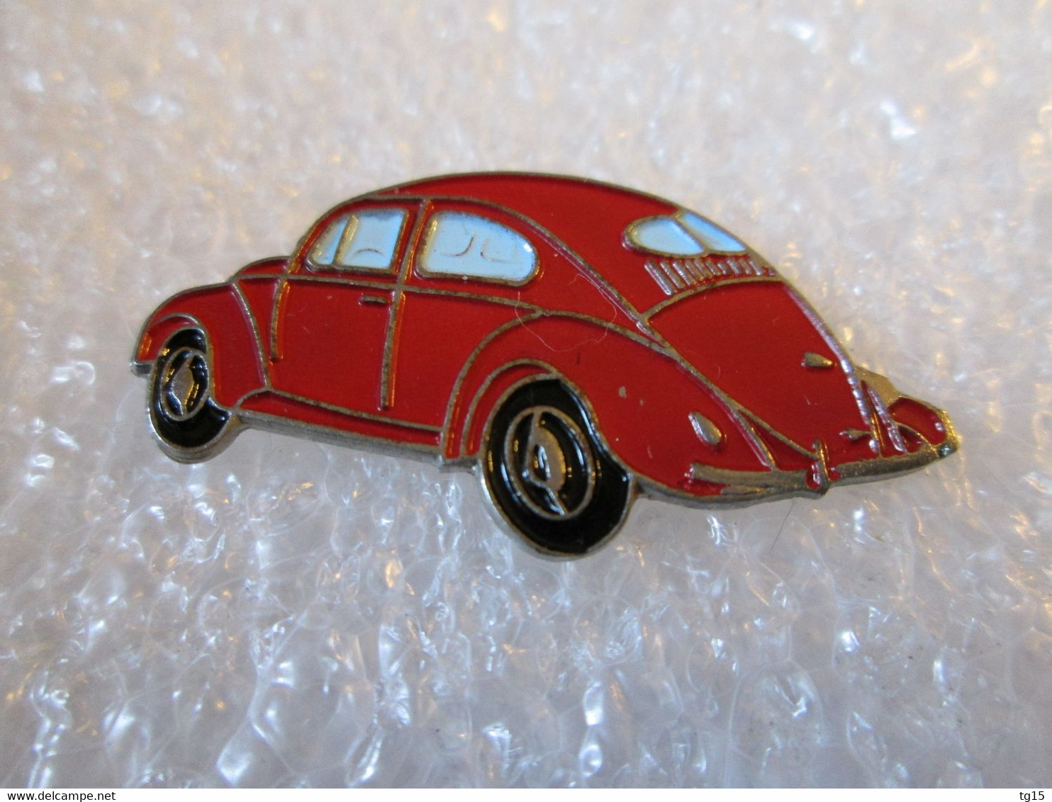 PIN'S    VOLKSWAGEN  COCCINELLE - Volkswagen