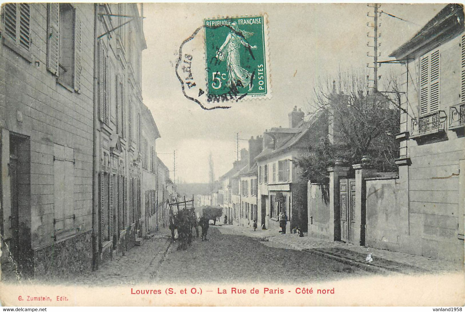 LOUVRES-la Rue De Paris Côté Nord - Louvres