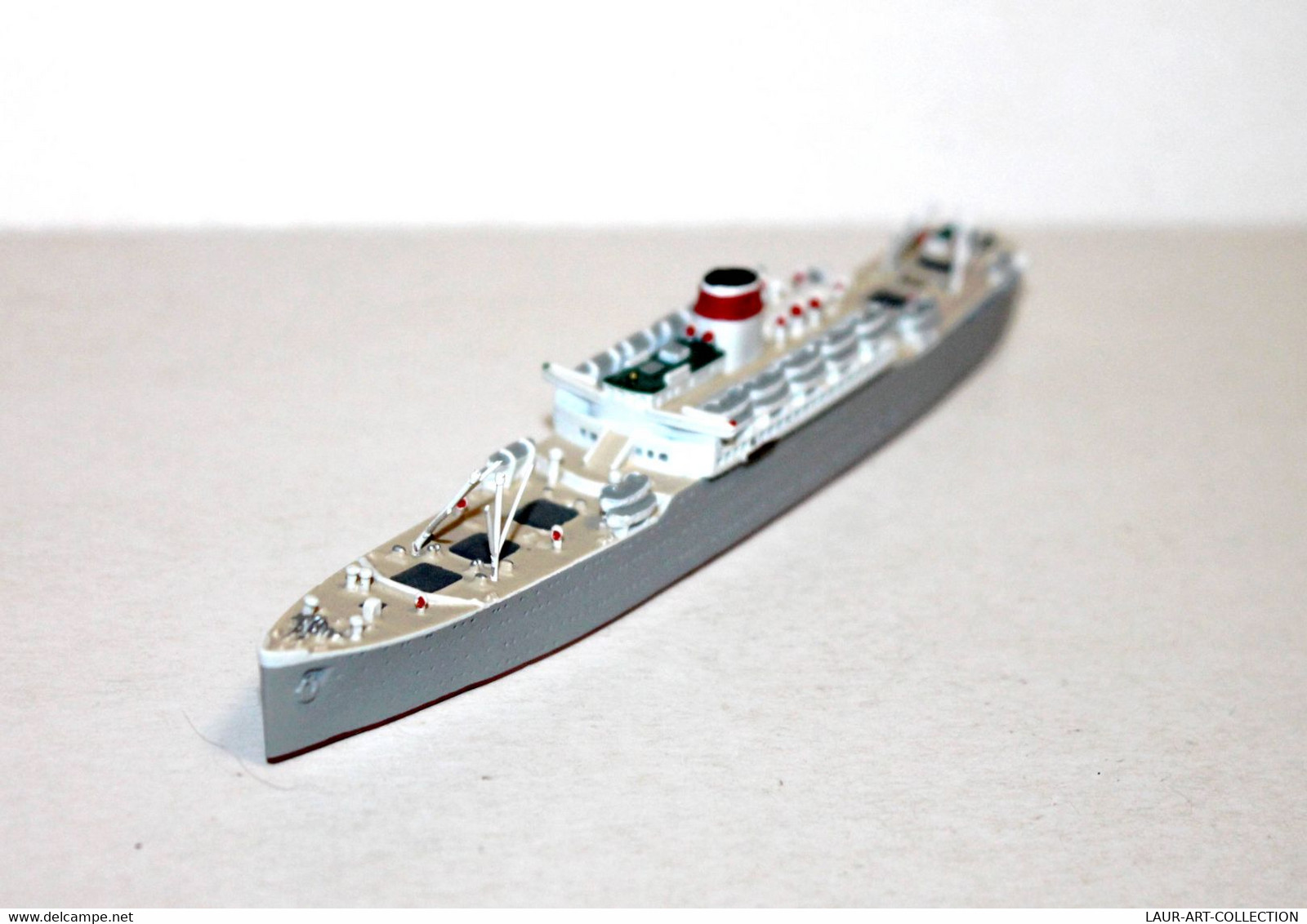 MERCATOR – M543 SOV SOJUS – BATEAU NAVIRE PAQUEBOT - MINIATURE PLOMB ECH: 1/1250 - MODELE REDUIT NAVAL (2811.6) - Boats