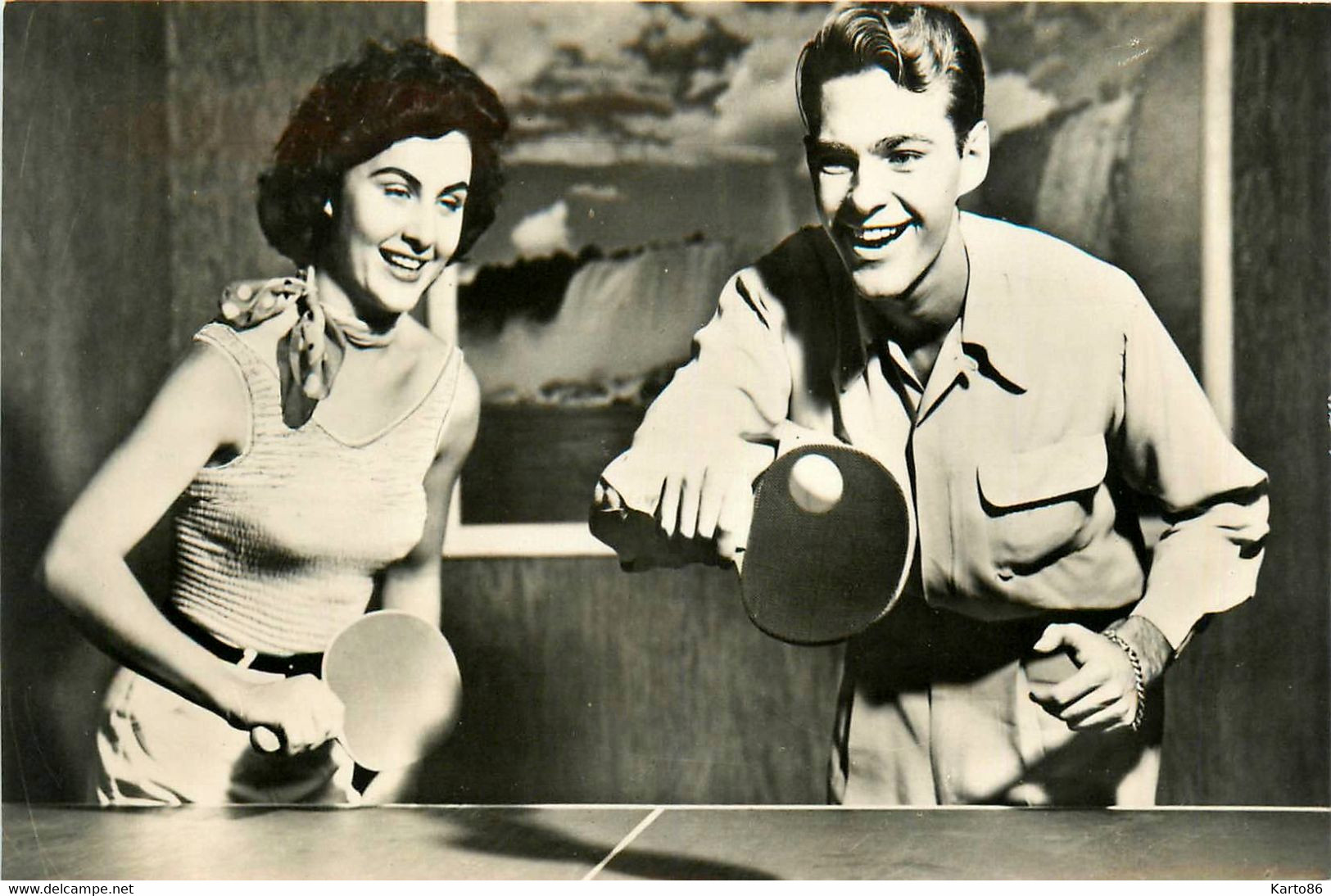 Tennis De Table * Sport * Carte Photo * Un Joueur Et Une Joueuse * Ping Pong Pingong - Tafeltennis