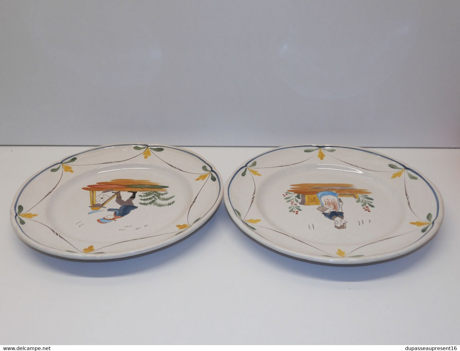 *2 ASSIETTES FAIENCERIE de PORNIC XXe LE REMOULEUR & PAYSANNE avec PANIER  E