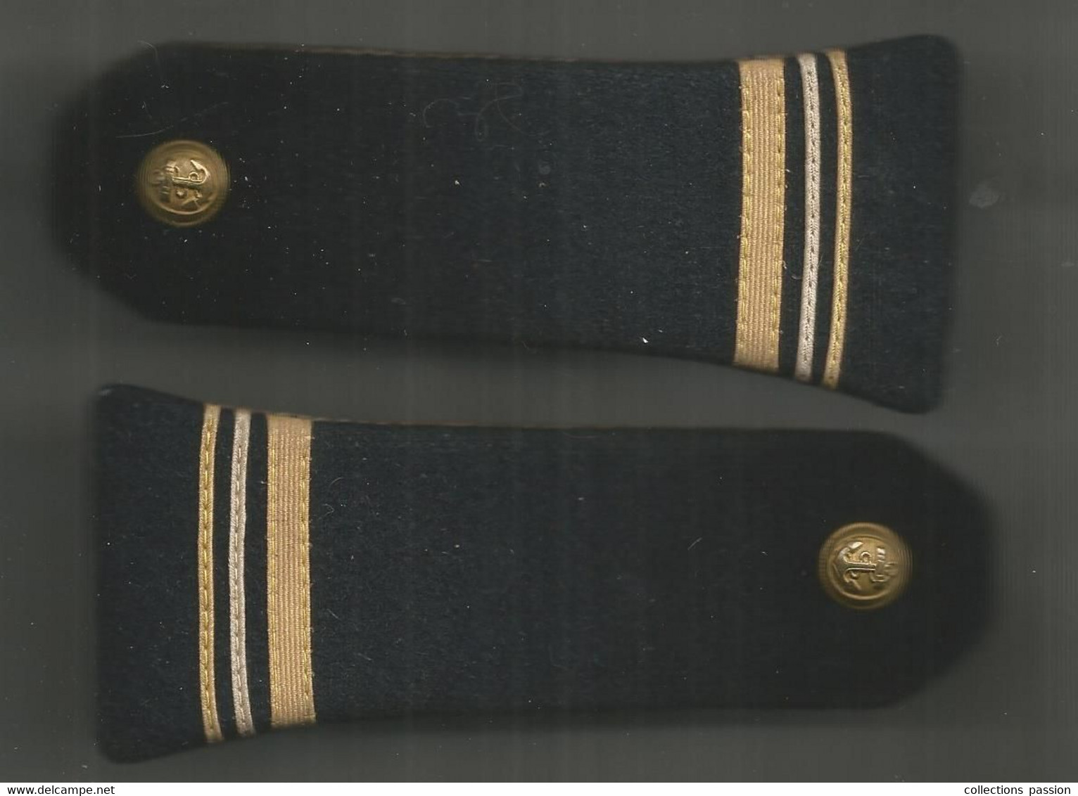Militaria , Paire D'épaulette ,marine, Grade , 2 Scans, Frais Fr 3.35 E - Patches