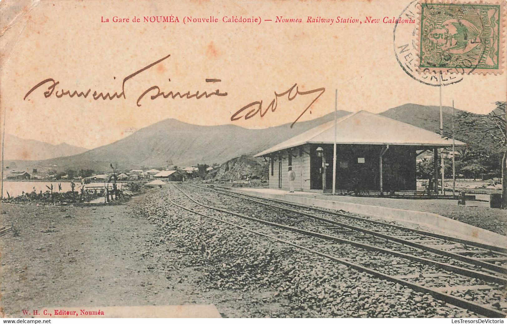 CPA NOUVELLE CALEDONIE - La Gare De Nouméa - Railway Station - W H C Editeur - Nouvelle-Calédonie