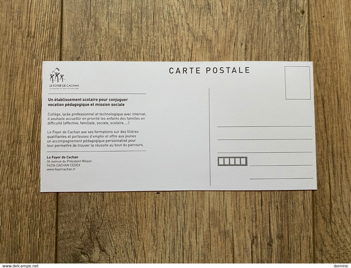 Carte Postale Le Foyer De Cachan Avec Timbre Personnalisé - Oblitérés