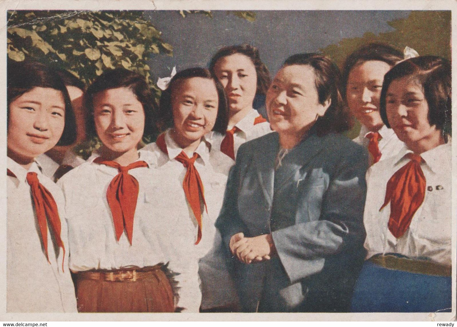 China - Young Pioneers With Ting Ling - Communist Propaganda - Cina