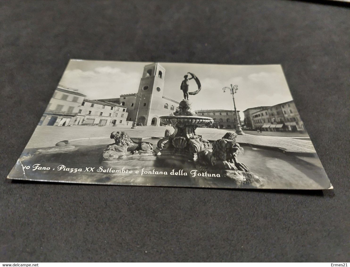 Cartolina Fano 1954. Piazza XX Settembre E  Fontana Della Fortuna. Condizioni Condizioni Eccellenti. Viaggiata. - Fano