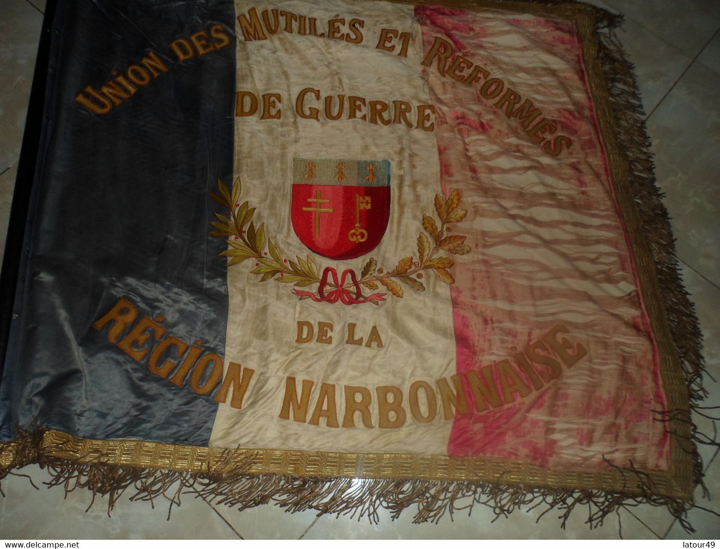 WW1rare Drapeau Union Des Mutiles De Guerre De La Region De Narbonne Offet Par Les Dames Et Enfants Des Ecoles1.20X105 X - Drapeaux